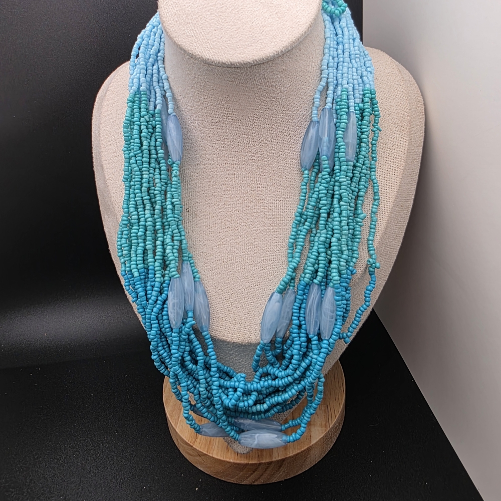 Turquoise Multi-Strand Seedbeas Beaded Necklace (1572)